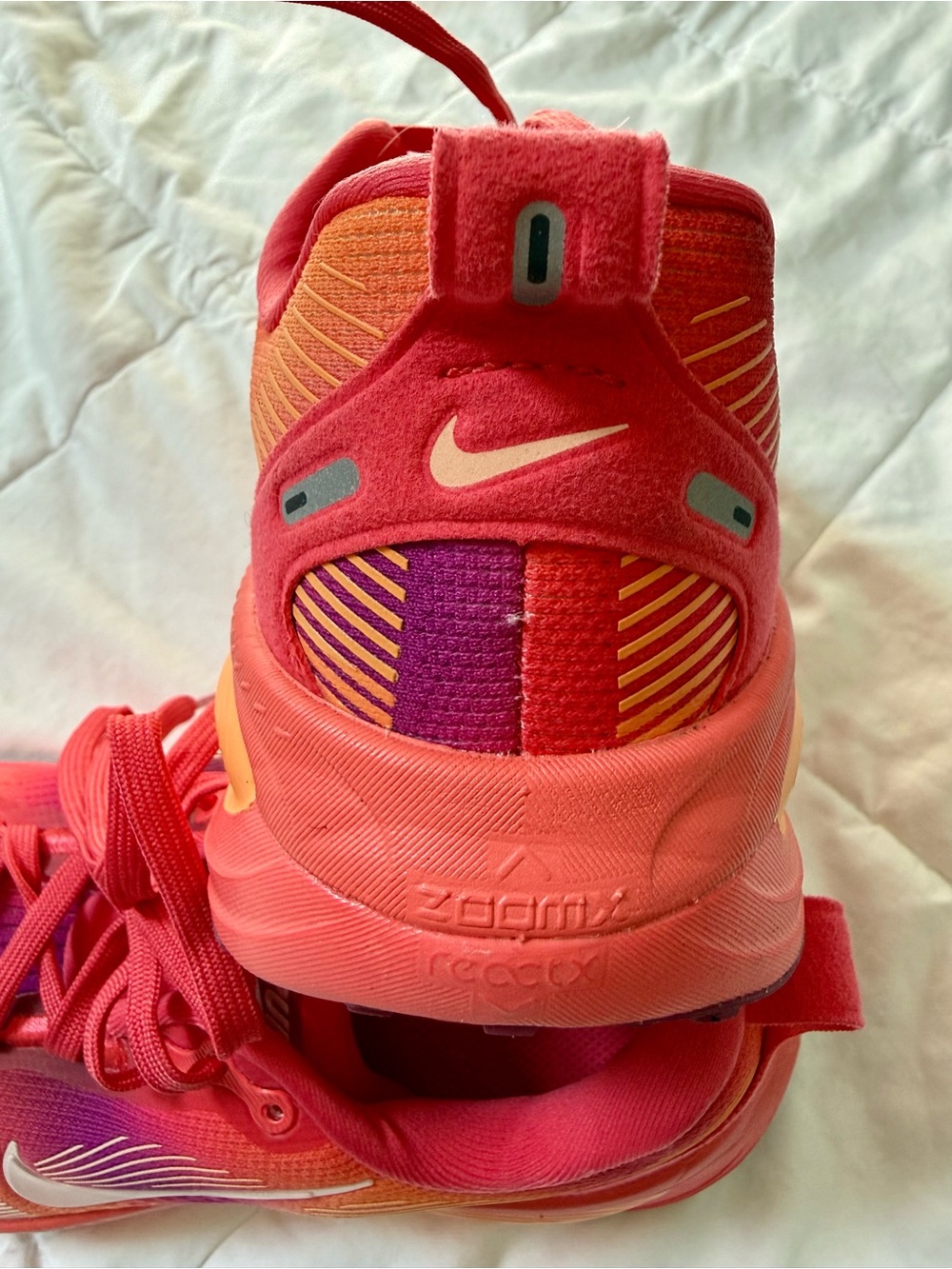 Nike Women's Vomero 18 Running Shoes Bolt Orange/Deep Red Size 8 ZoomX Foam - Picture 7 of 14